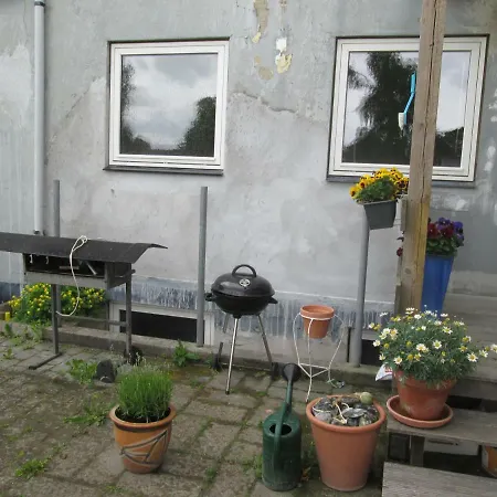 Hos Tina Bed and Breakfast