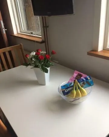 Hos Tina Bed and Breakfast 3*