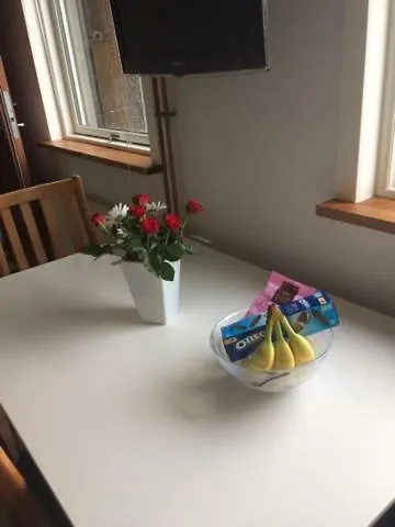 Hos Tina Bed & Breakfast 3*